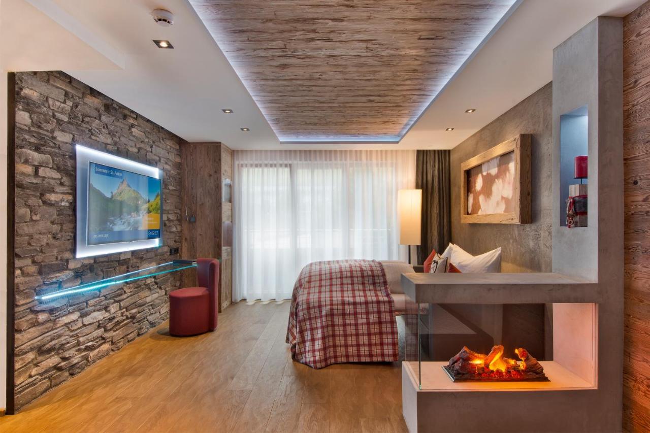Pete Alpine Boutique Hotel - Klein Und Fein - Private Spa Suiten Und Zimmer Санкт-Антон-ам-Арльберг Экстерьер фото
